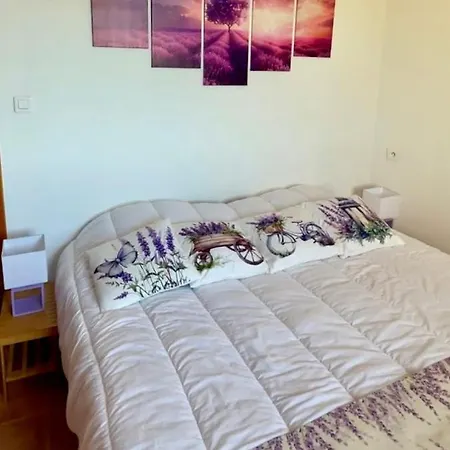 Bed & Breakfast D'hotes A Petre *