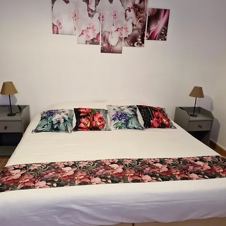 Bed & Breakfast D'hotes A Petre Entrevennes