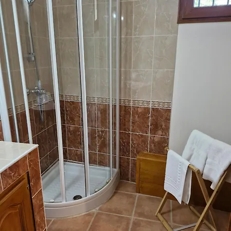 D'hotes A Petre Bed & Breakfast *